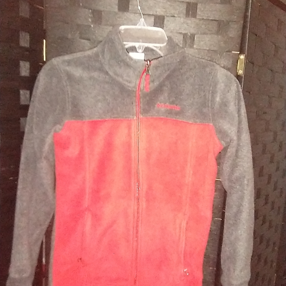Boys two tone red and gray fleece jacket (Columbia). (M) size.